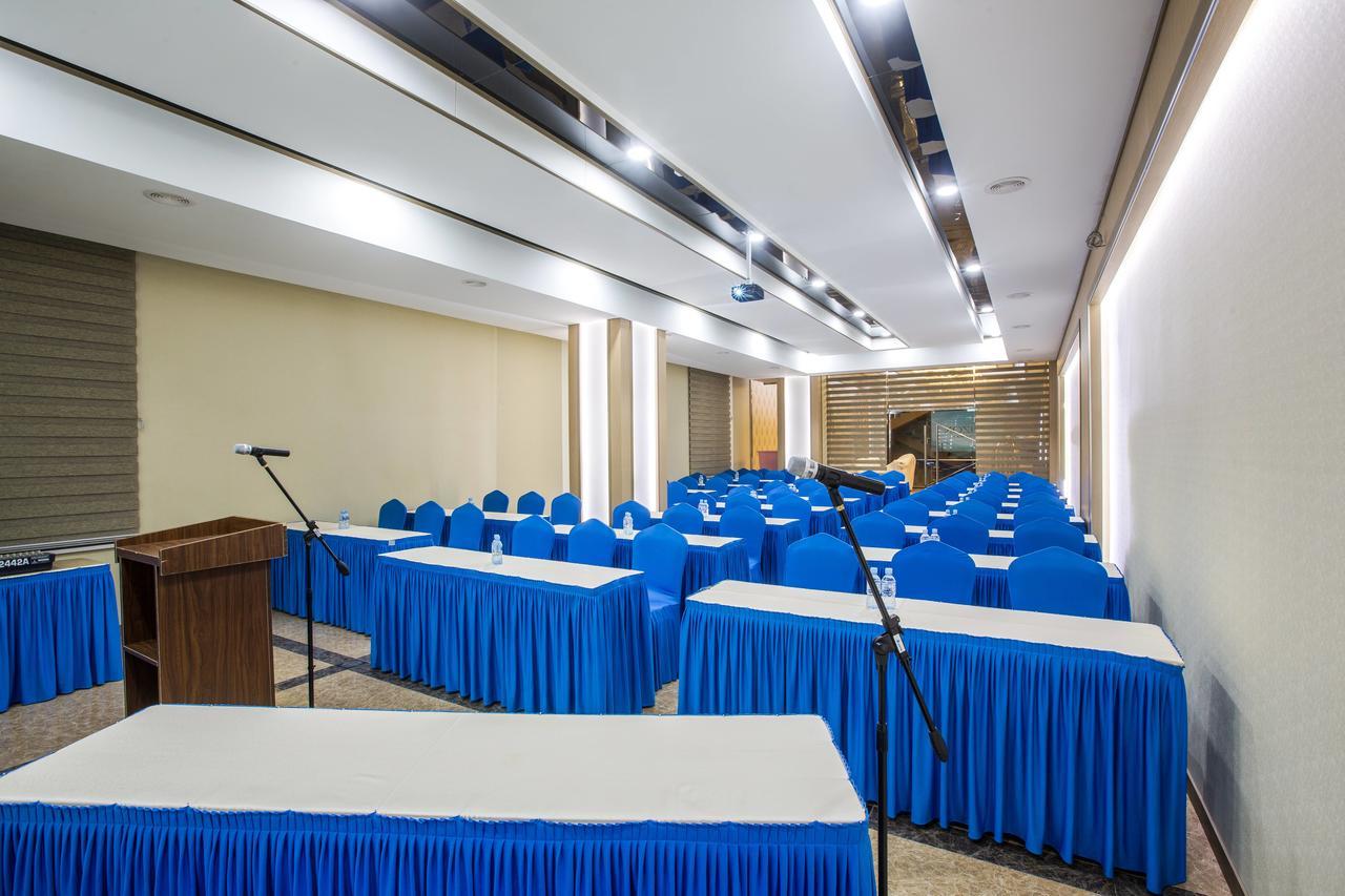 Grand Hill Hotel Ulaanbaatar Ngoại thất bức ảnh