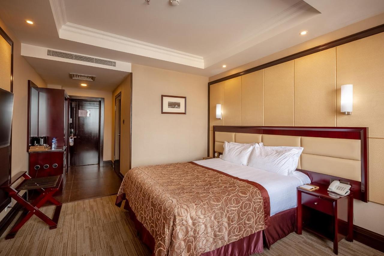 Grand Hill Hotel Ulaanbaatar Ngoại thất bức ảnh